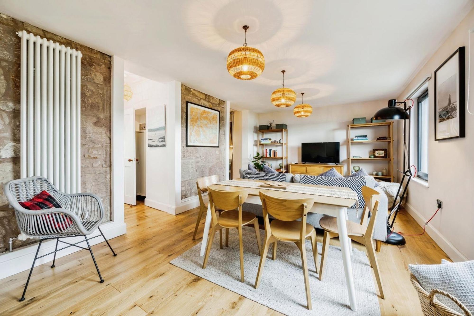Cosy Lochside Cottage With Mountain And Sea Views Clynder Extérieur photo